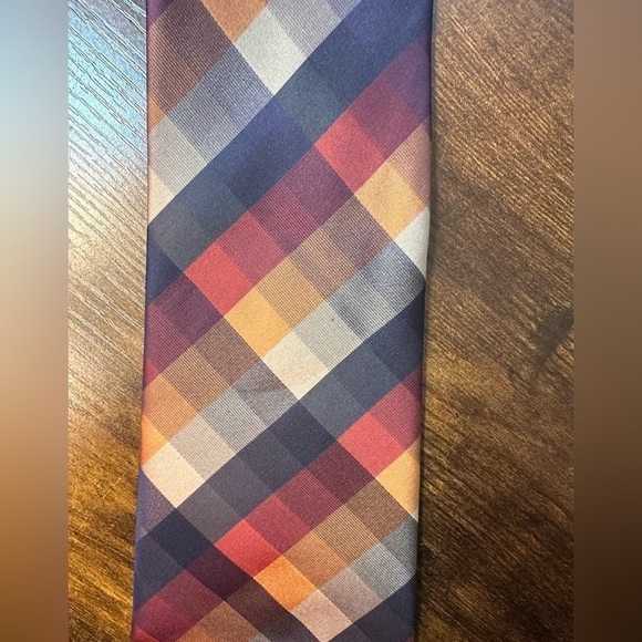 Croft & Barrow Geometric Multi-color Silk Tie - Picture 3 of 7
